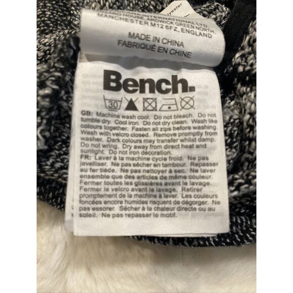 Bench Urban‎ Wear Women's Medium Activewear Black White Funnel Neck Sweatshirt - Picture 12 of 13
